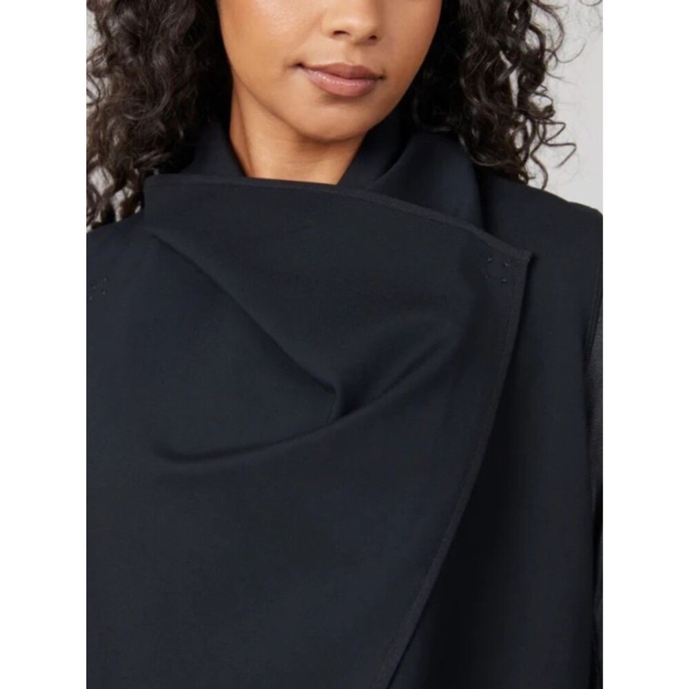 SPANX Drape Front Jacket Black Faux Leather Small Snap Layering - Picture 2 of 10